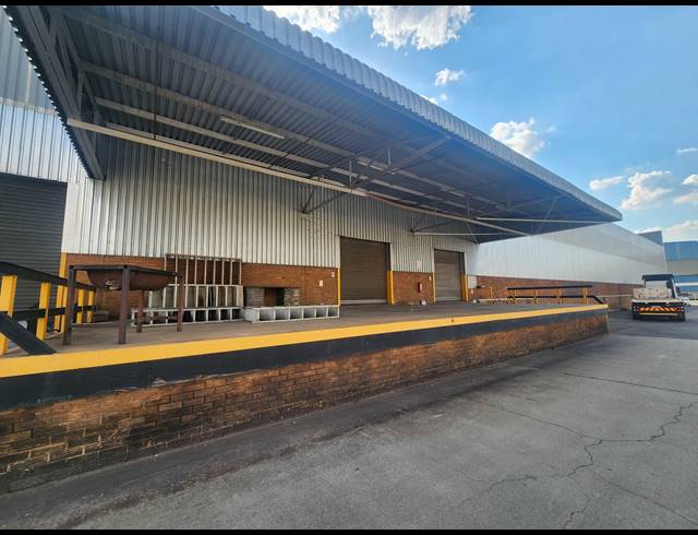 18,423M² WAREHOUSE TO LET IN ROODEKOP